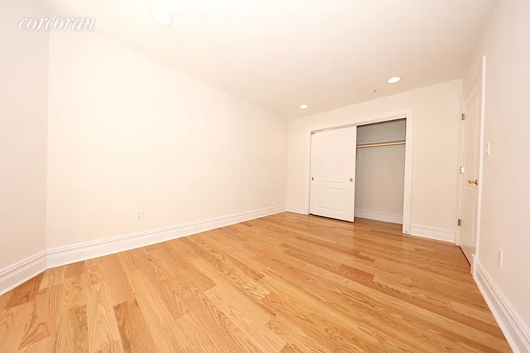 New York City Real Estate | View 19-19 24th Avenue, L401 | room 7 | View 8