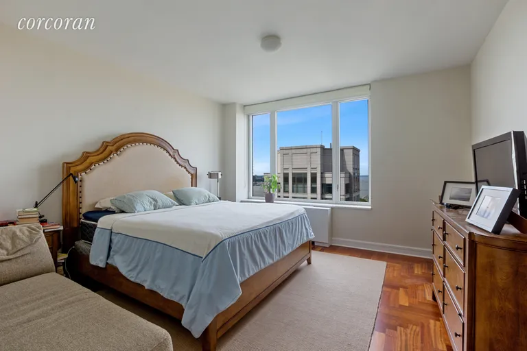 New York City Real Estate | View 220 Riverside Boulevard, 36B | room 7 | View 8