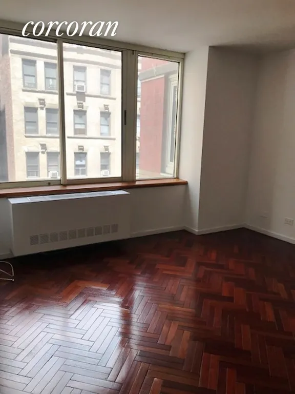 New York City Real Estate | View 2373 Broadway, 525 | room 11 | View 12