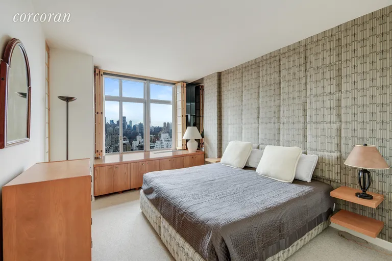 New York City Real Estate | View 188 East 64th Street, 2601 | room 2 | View 3