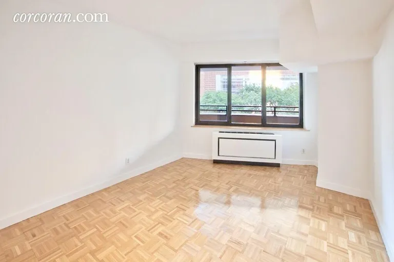New York City Real Estate | View 1991 Broadway, 3C | room 1 | View 2