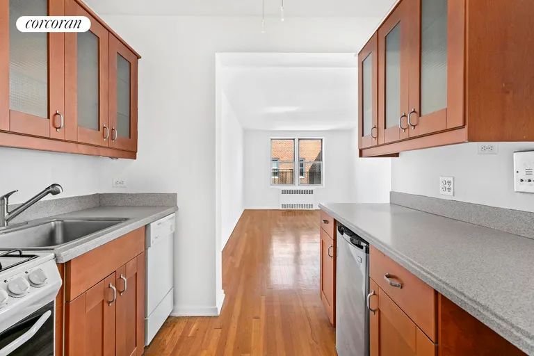New York City Real Estate | View 330 Haven Avenue, 6P | 2 | View 2