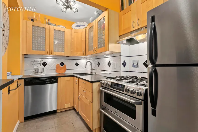 New York City Real Estate | View 4 West 101st Street, 9A | 5 | View 10