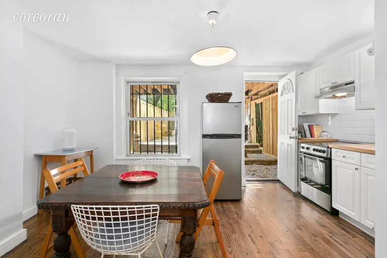 New York City Real Estate | View 436A Marion Street | Charming eat-in kitchen in the garden level rental | View 16