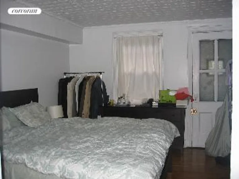 New York City Real Estate | View 399 Sackett Street, 1 | 4 Beds, 4 Baths | View 1