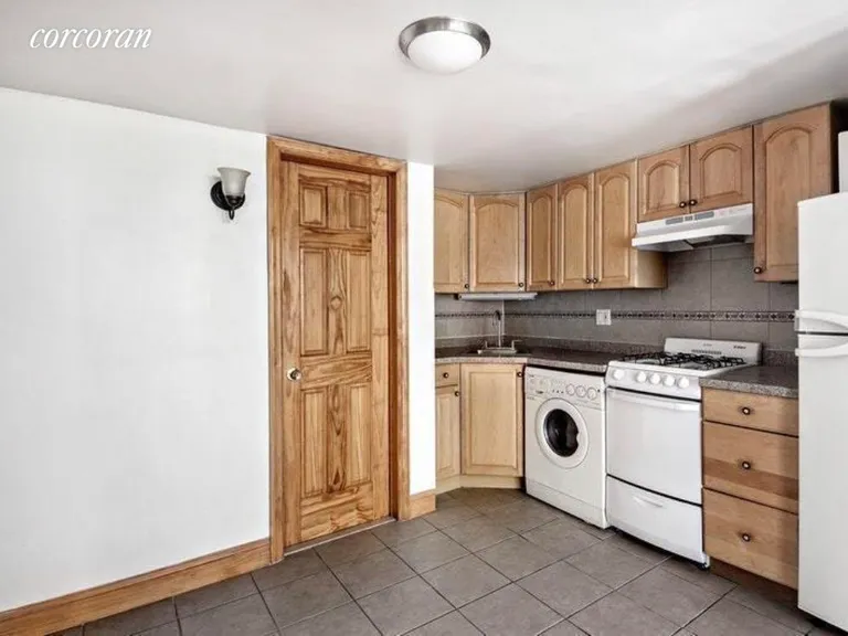 New York City Real Estate | View 304 West 76th Street, 2B | room 2 | View 3