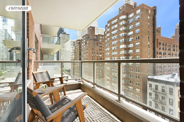 New York City Real Estate | View 300 East 71st Street, 9M | room 5 | View 6