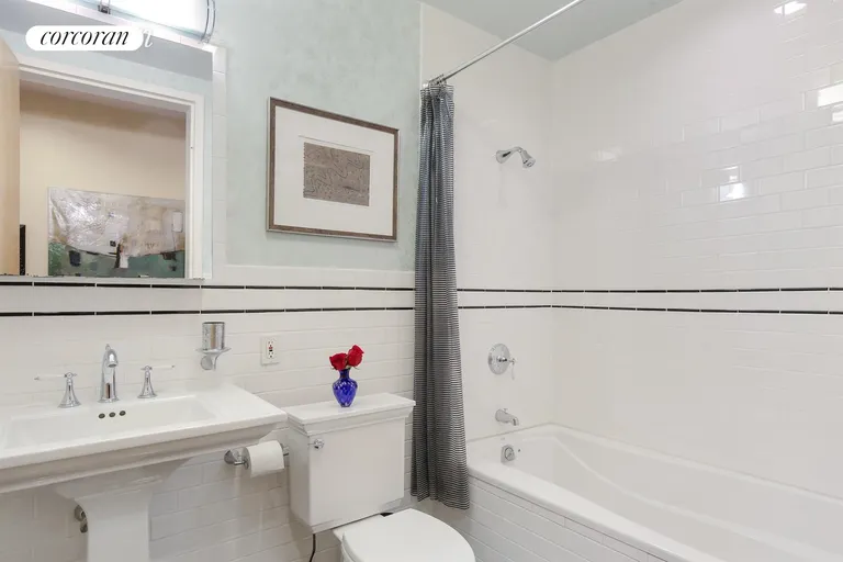 New York City Real Estate | View 38 Warren Street, 8C | Second Bathroom | View 10