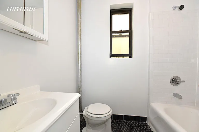 New York City Real Estate | View 25-90 35th Street, 4A | room 8 | View 9