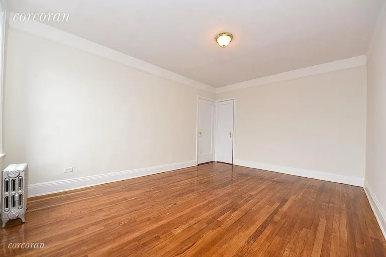 New York City Real Estate | View 31-70 34th Street, 4-B | room 7 | View 8