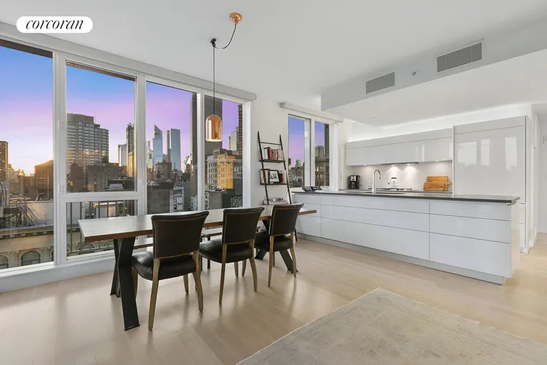 New York City Real Estate | View 241 Fifth Avenue, 17A | room 4 | View 5