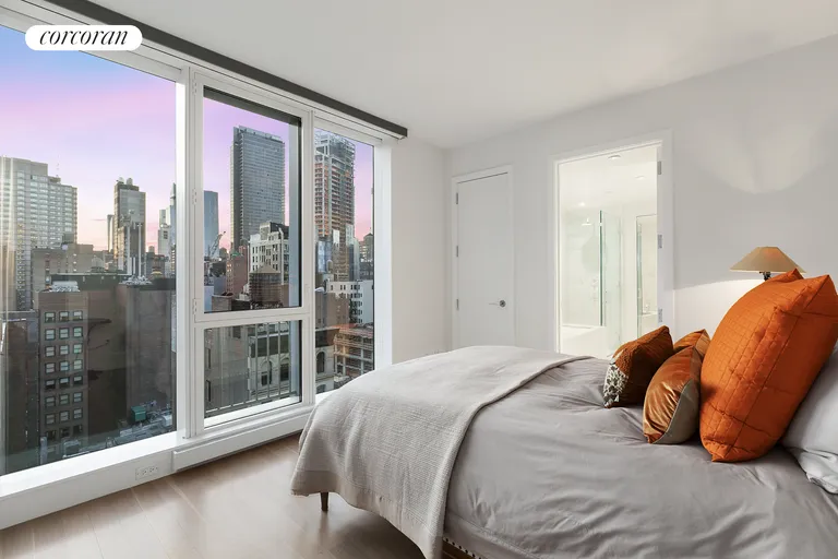 New York City Real Estate | View 241 Fifth Avenue, 17A | room 5 | View 6