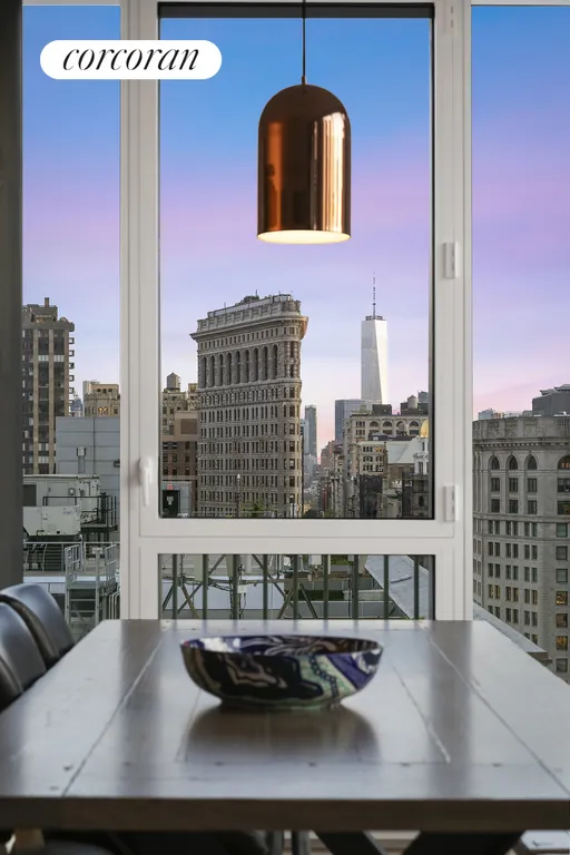 New York City Real Estate | View 241 Fifth Avenue, 17A | room 1 | View 2