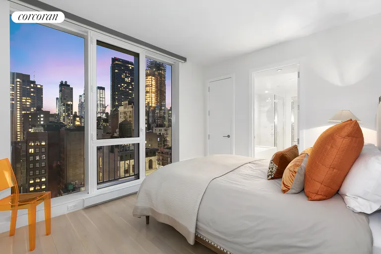 New York City Real Estate | View 241 Fifth Avenue, 17A | room 8 | View 9