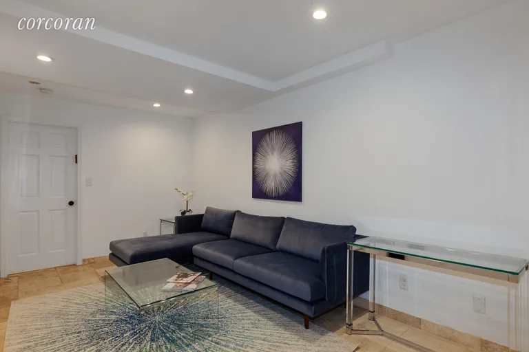 New York City Real Estate | View 216 East 75th Street, PROF E | room 7 | View 8