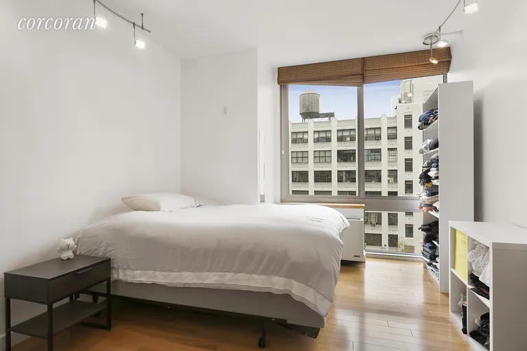 New York City Real Estate | View 225 West 60th Street, 7D | room 4 | View 5