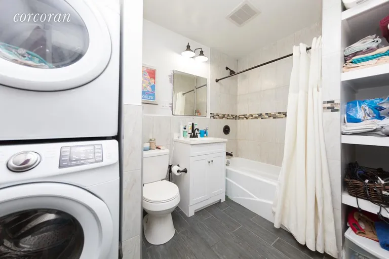 New York City Real Estate | View 2 Lincoln Place, 2F | Bathroom | View 16