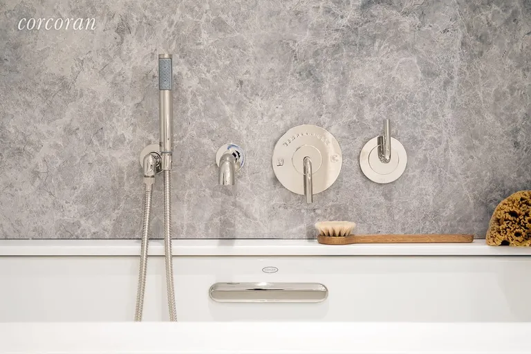 New York City Real Estate | View 30 Warren Street, 9A | Bathroom | View 6