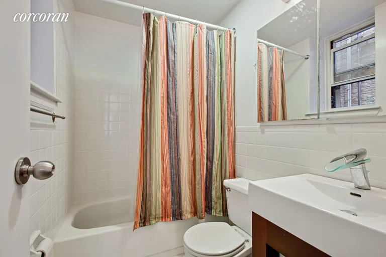 New York City Real Estate | View 26 Gramercy Park South, 5C | Updated bathroom  | View 3