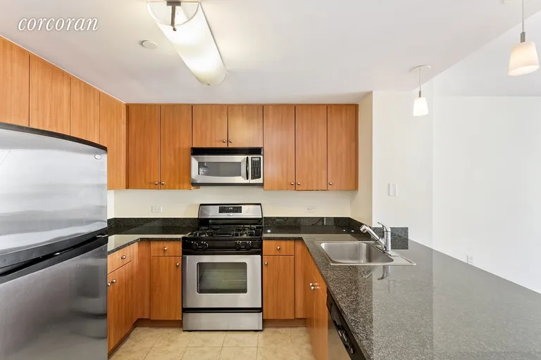 New York City Real Estate | View 455 Main Street, 12G | room 3 | View 4