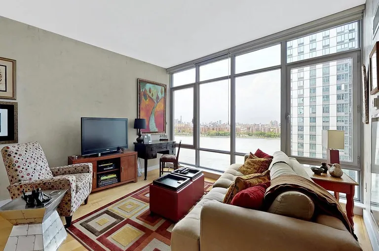 New York City Real Estate | View 1 Northside Piers, 19C | 1 Bed, 1 Bath | View 1