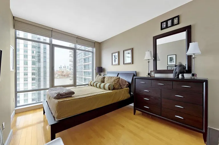New York City Real Estate | View 1 Northside Piers, 19C | room 1 | View 2
