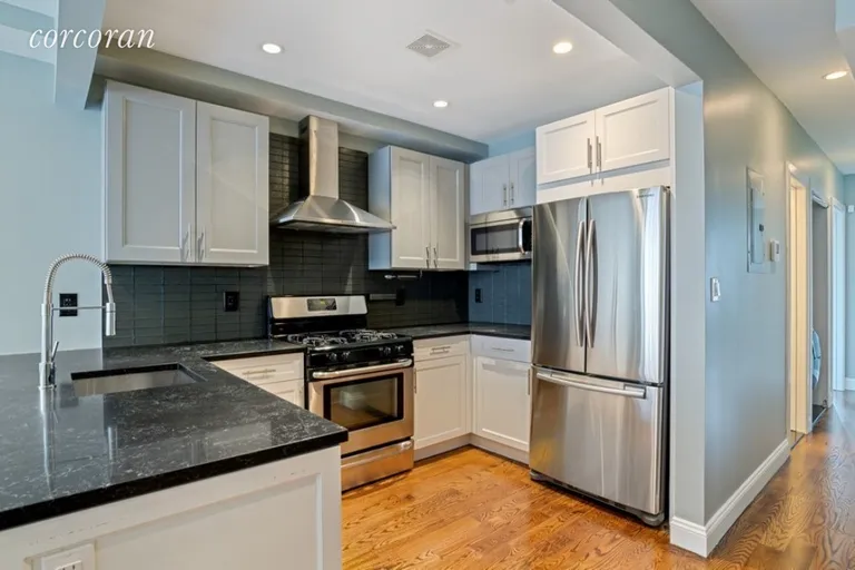 New York City Real Estate | View 272 Hawthorne Street, 2 | room 3 | View 4