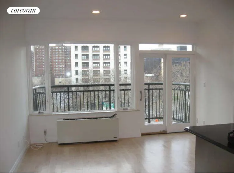 New York City Real Estate | View 189 Bridge Street, 5C | room 2 | View 3