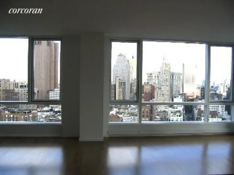New York City Real Estate | View 200 Chambers Street, 28F | room 1 | View 2