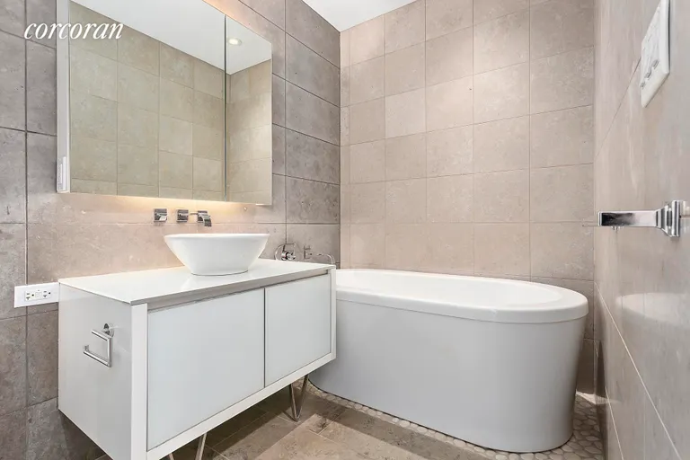 New York City Real Estate | View 247 West 46th Street, 1502 | Did you see this tub???  | View 5