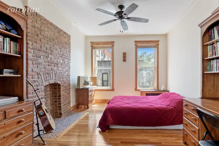 New York City Real Estate | View 546 40th Street, M | 2 Beds, 1 Bath | View 1