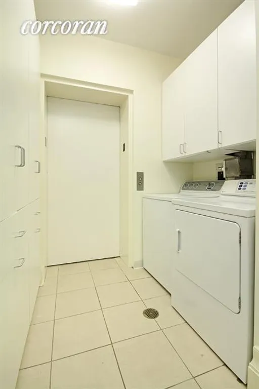 New York City Real Estate | View 21 East 96th Street, 6 | Mud Room | View 9