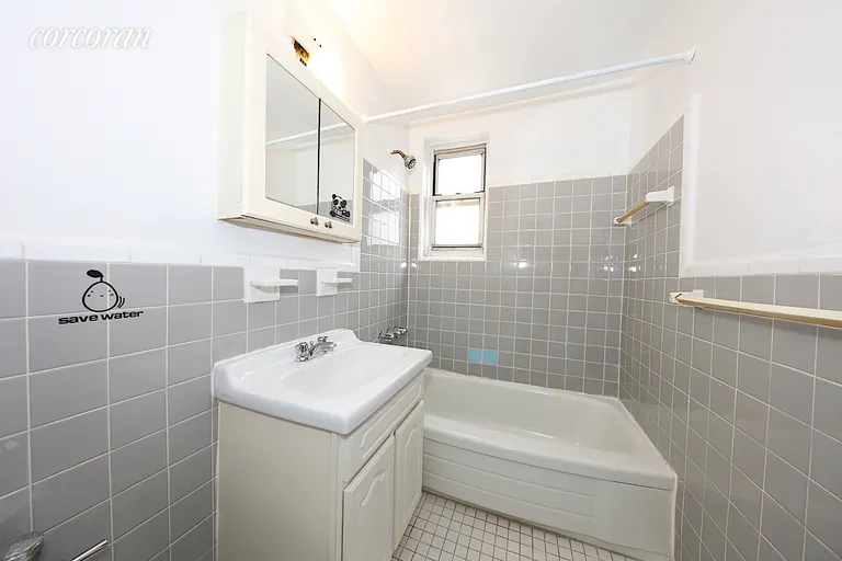 New York City Real Estate | View 38-15 Bowne Street, 3G | room 13 | View 14