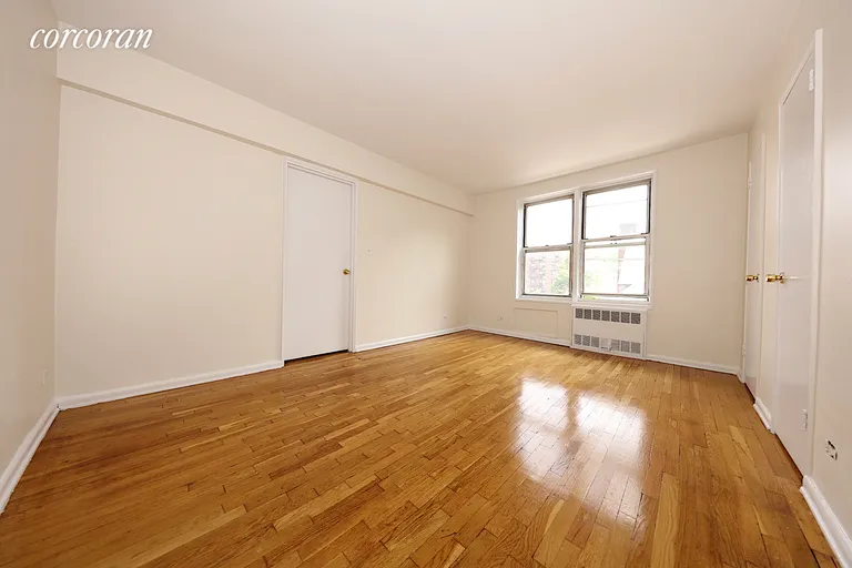 New York City Real Estate | View 38-15 Bowne Street, 3G | room 7 | View 8