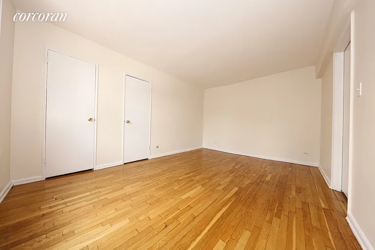New York City Real Estate | View 38-15 Bowne Street, 3G | room 6 | View 7