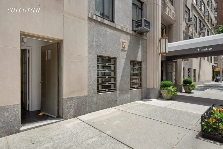 New York City Real Estate | View 19 East 88th Street, 1C | 1 Bed, 1 Bath | View 1