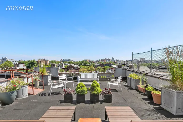 New York City Real Estate | View 95 Lexington Avenue, 2C | Gorgeous roof deck with views! | View 11