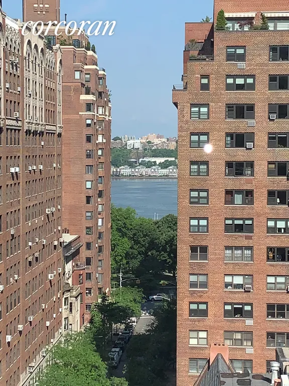 New York City Real Estate | View 253 West 73rd Street, 10D | room 4 | View 5