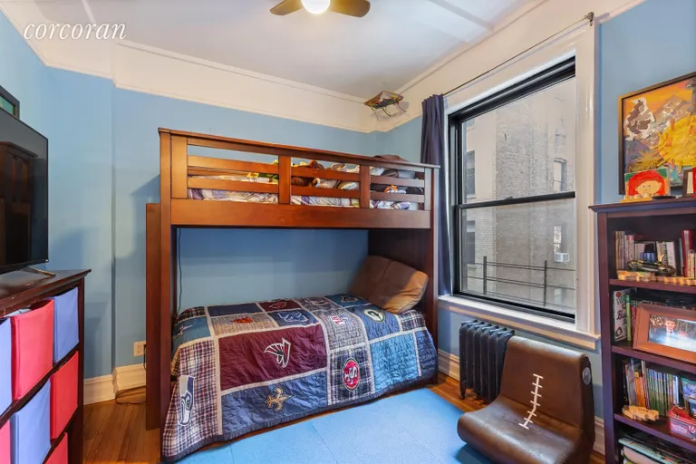 New York City Real Estate | View 150 West 95th Street, 7C | Master Bathroom | View 5