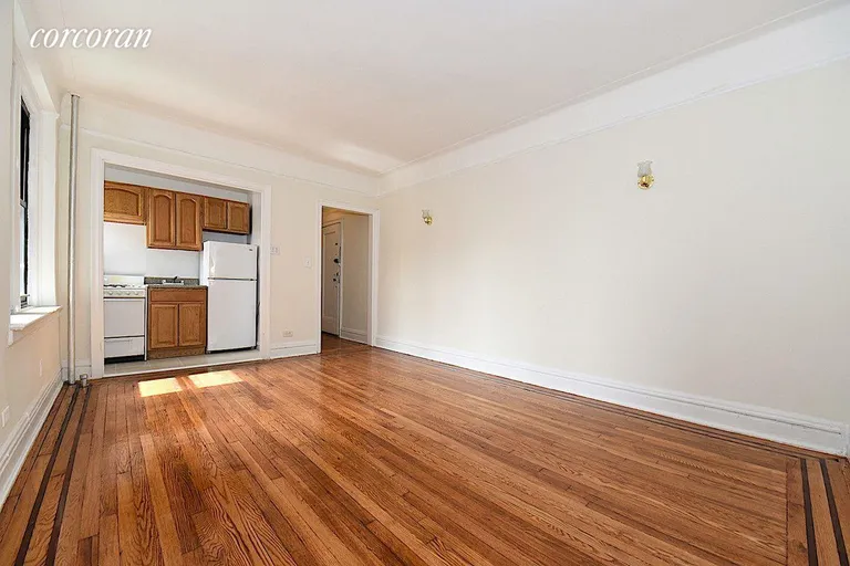 New York City Real Estate | View 25-90 35th Street, 4F | room 1 | View 2