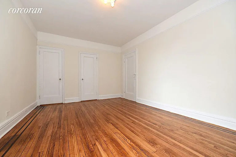 New York City Real Estate | View 25-90 35th Street, 4F | room 5 | View 6