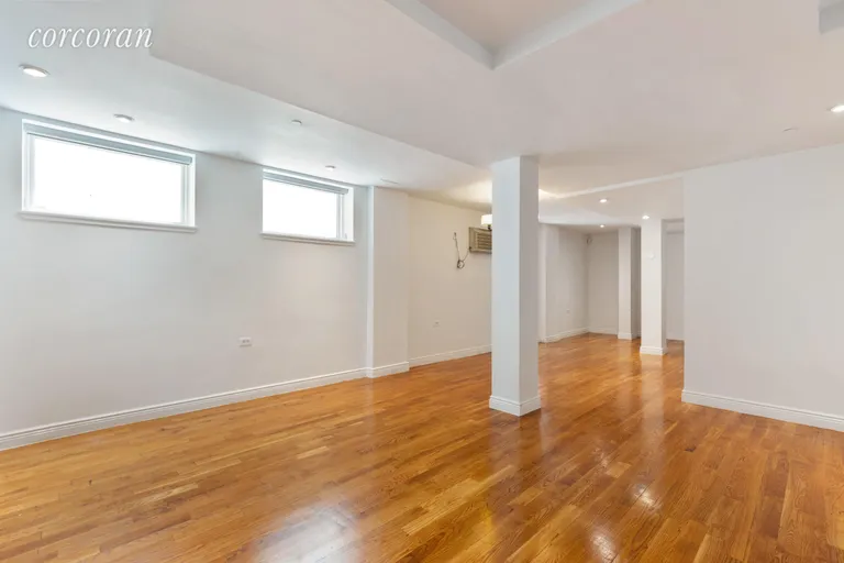 New York City Real Estate | View 435 East 76th Street, 1D | room 7 | View 8