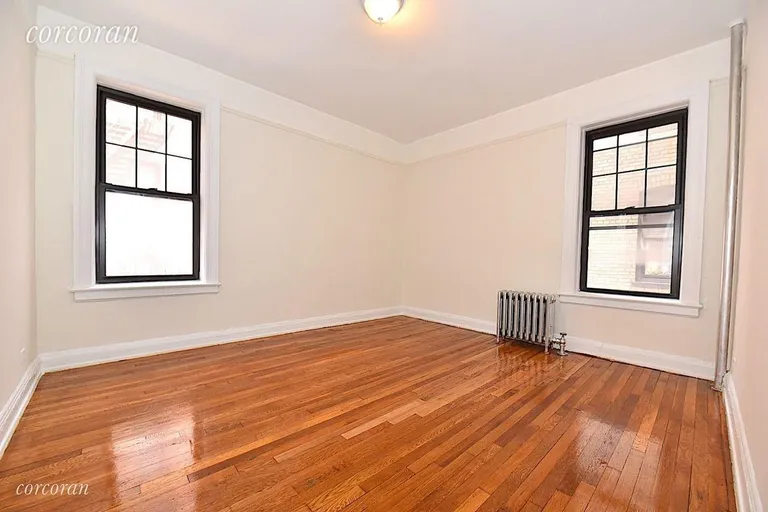 New York City Real Estate | View 25-41 30th Road, 2J | room 6 | View 7