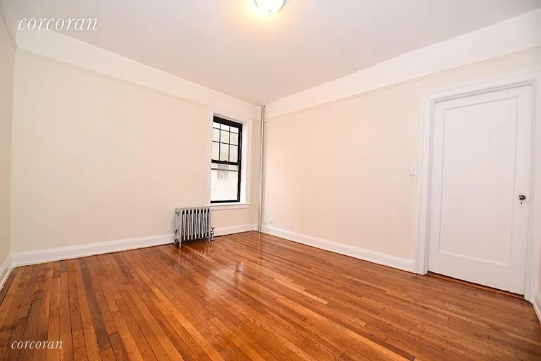 New York City Real Estate | View 25-41 30th Road, 2J | room 8 | View 9