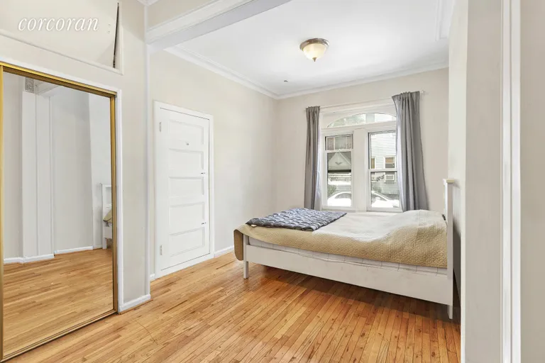 New York City Real Estate | View 38 Newel Street, 1 | room 3 | View 4
