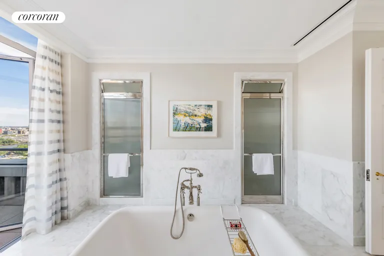 New York City Real Estate | View 20 East End Avenue, PH | Master Bathroom | View 12