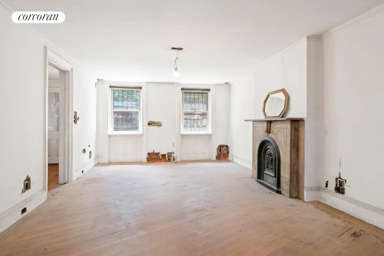 New York City Real Estate | View 195 8th Street | room 4 | View 5