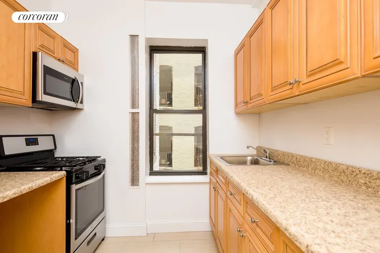 New York City Real Estate | View 608 West 188th Street, 52 | room 3 | View 4