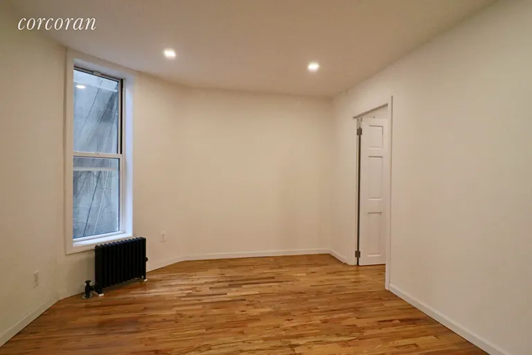 New York City Real Estate | View 18 North Moore Street, 5R | room 2 | View 3