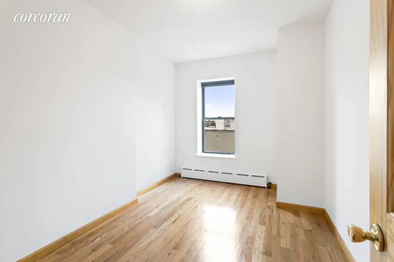 New York City Real Estate | View 592 5th Avenue, 3 | Both bedrooms fit a queen size bed | View 4